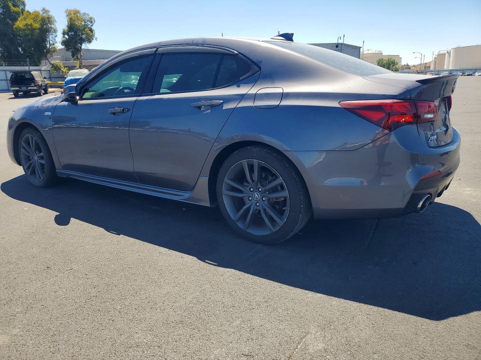 62934096 :رقم المزاد ، 19UUB2F68JA002451 vin ، 2018 Acura Tlx مزاد بيع
