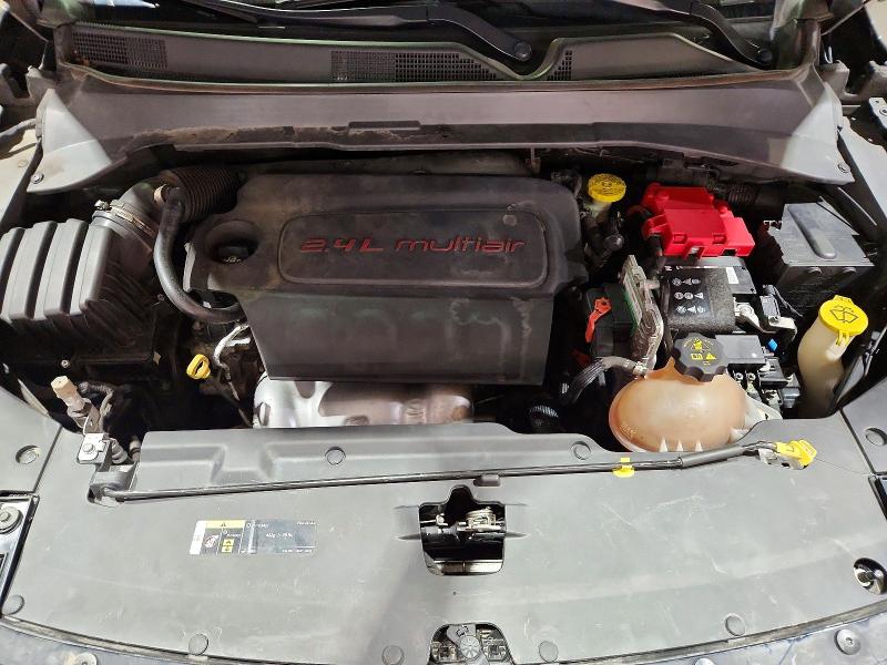 61426176 :رقم المزاد ، 3C4NJDDB4MT598317 vin ، 2021 Jeep Compass مزاد بيع