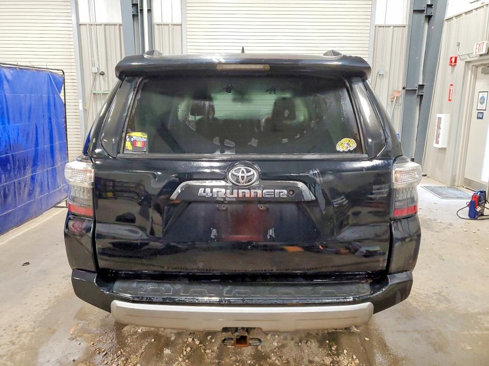 Aukcja sprzedaży 2015 Toyota 4runner, vin: JTEBU5JR1F5270031, numer aukcji: 61918966