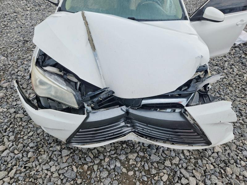 60010596 :رقم المزاد ، 4T1BF1FK1HU735446 vin ، 2017 Toyota Camry مزاد بيع