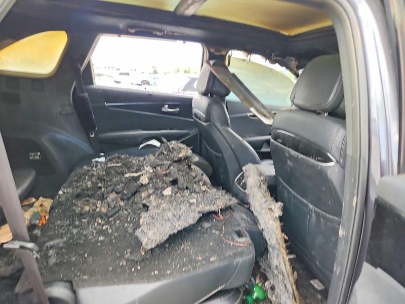 59693196 :رقم المزاد ، 5XYPKDA50GG163794 vin ، 2016 Kia Sorento مزاد بيع