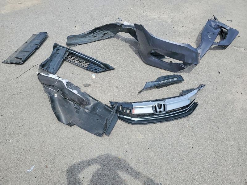 62024516 :رقم المزاد ، 1HGCR2F73GA128984 vin ، 2016 Honda Accord مزاد بيع