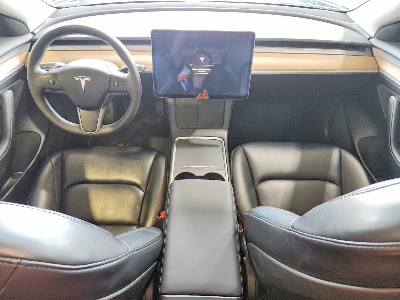 62525286 :رقم المزاد ، 5YJ3E1EAXNF188637 vin ، 2022 Tesla Model 3 مزاد بيع