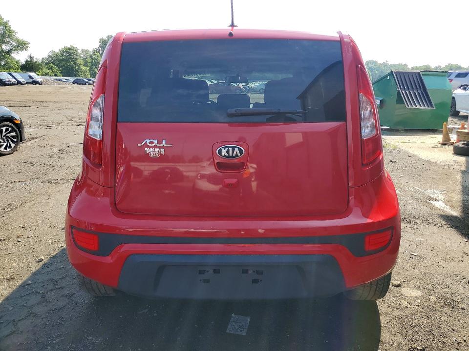 2013 Kia Soul მანქანა იყიდება აუქციონზე, vin: KNDJT2A66D7532568, აუქციონის ნომერი: 59801246