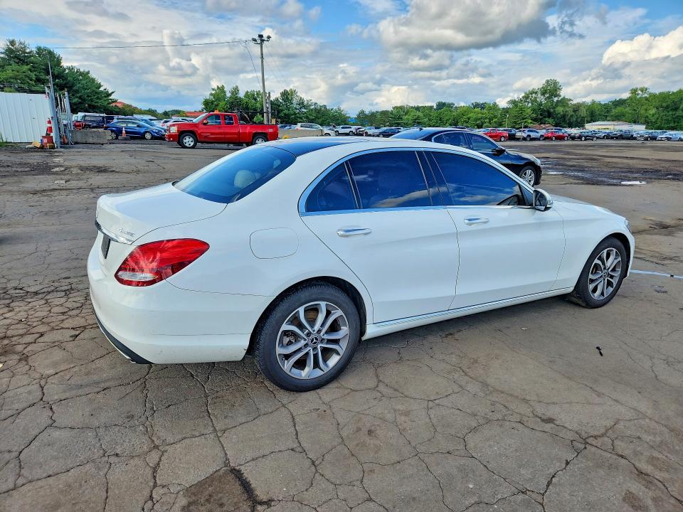 Продаж на аукціоні авто 2018 Mercedes-benz C, vin: 55SWF4KBXJU259868, номер лоту: 63370466
