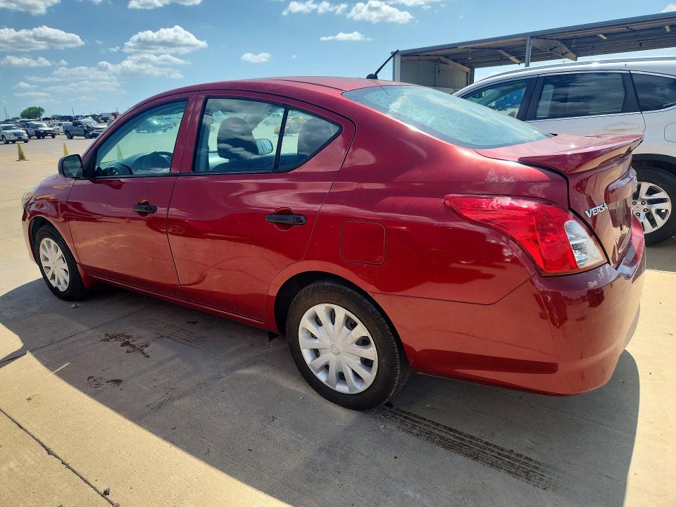 60800656 :رقم المزاد ، 3N1CN7AP3FL950418 vin ، 2015 Nissan Versa مزاد بيع