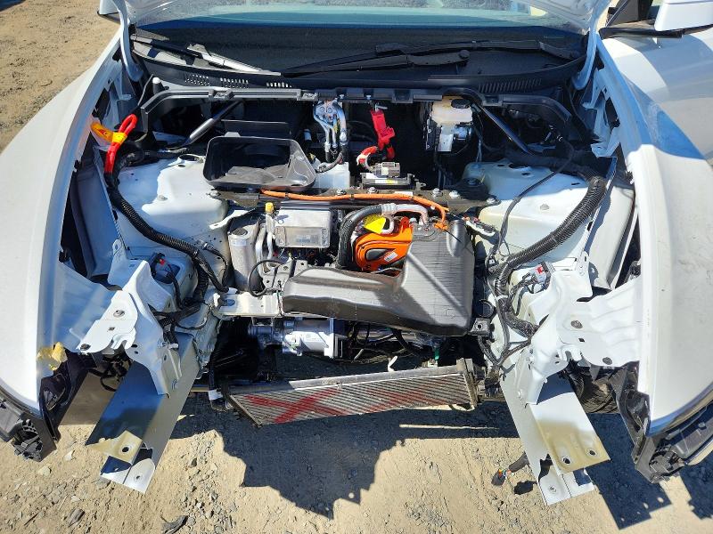 61779766 :رقم المزاد ، 7SAYGDEE3TF645339 vin ، 2026 Tesla Model Y مزاد بيع
