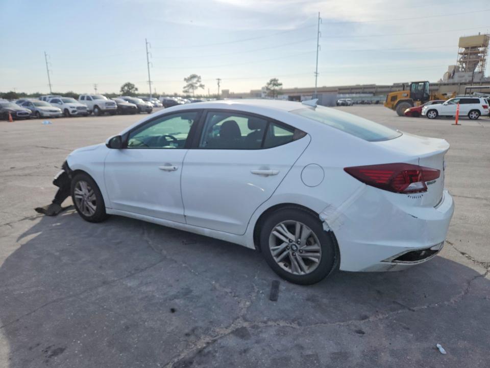 63509766 :رقم المزاد ، 5NPD84LF5LH547953 vin ، 2020 Hyundai Elantra مزاد بيع