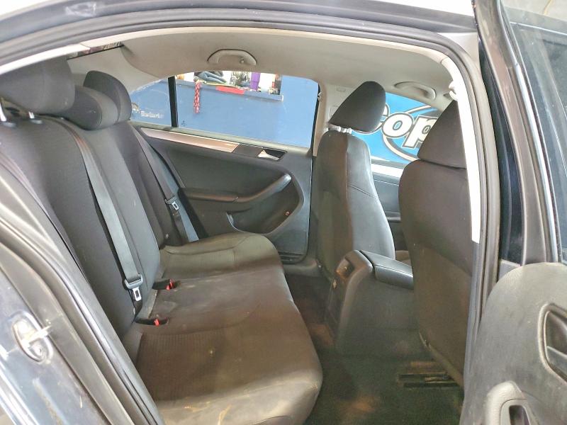 62034636 :رقم المزاد ، 3VWD17AJ1FM331350 vin ، 2015 Volkswagen Jetta مزاد بيع