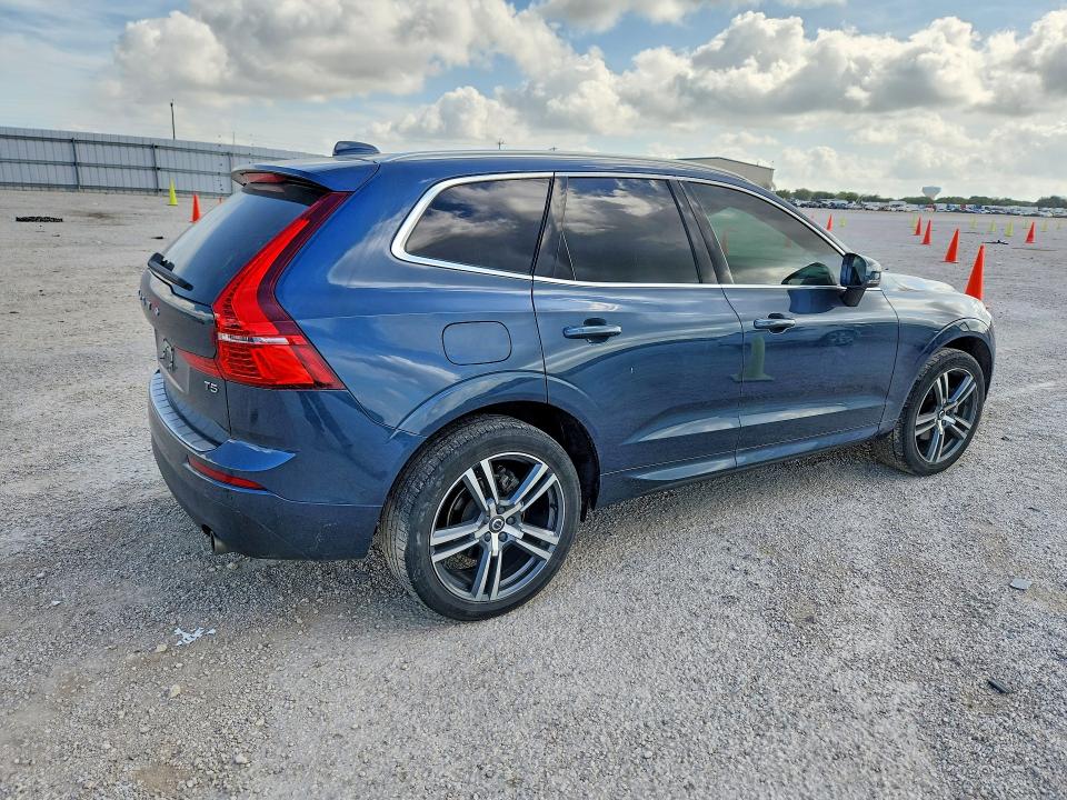 59155096 :رقم المزاد ، YV4102DK4M1759730 vin ، 2021 Volvo Xc60 مزاد بيع
