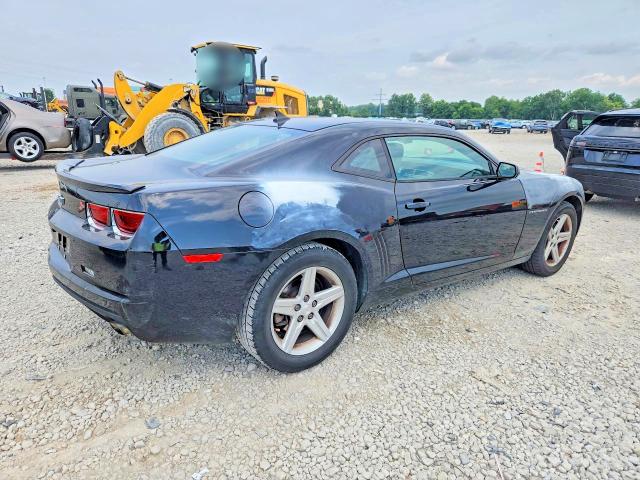 62668946 :رقم المزاد ، 2G1FA1E32D9163785 vin ، 2013 Chevrolet Camaro مزاد بيع