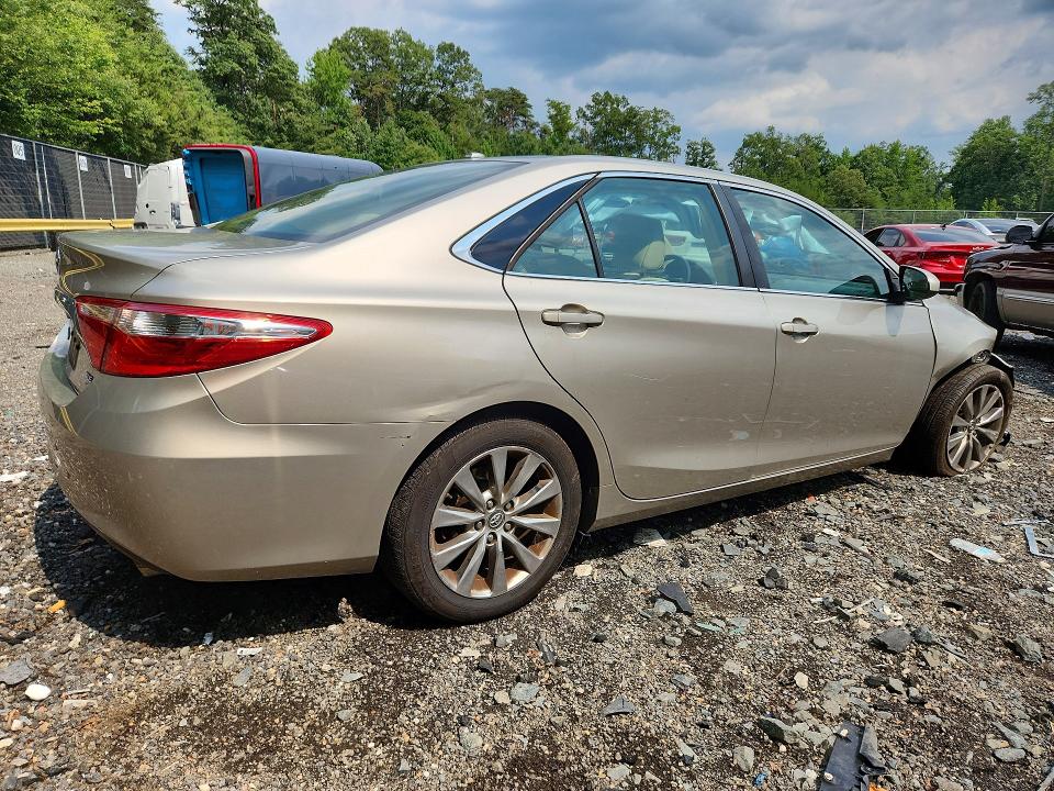 2017 Toyota Camry მანქანა იყიდება აუქციონზე, vin: 4T1BF1FK4HU637687, აუქციონის ნომერი: 62646056