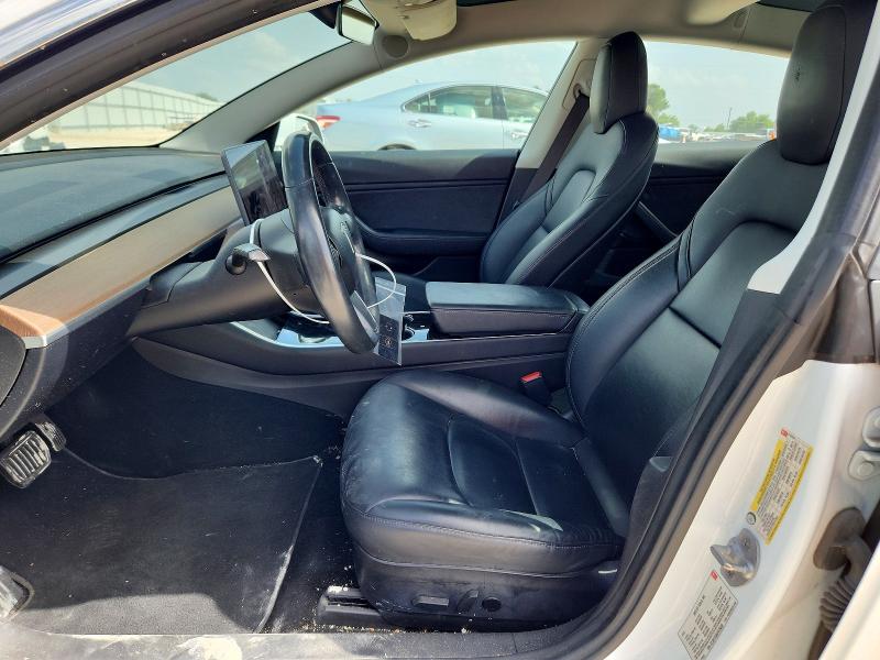 61722596 :رقم المزاد ، 5YJ3E1EA0JF076830 vin ، 2018 Tesla Model 3 مزاد بيع