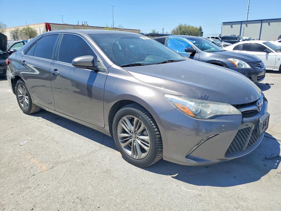 2017 Toyota Camry მანქანა იყიდება აუქციონზე, vin: 4T1BF1FK4HU279832, აუქციონის ნომერი: 62995626