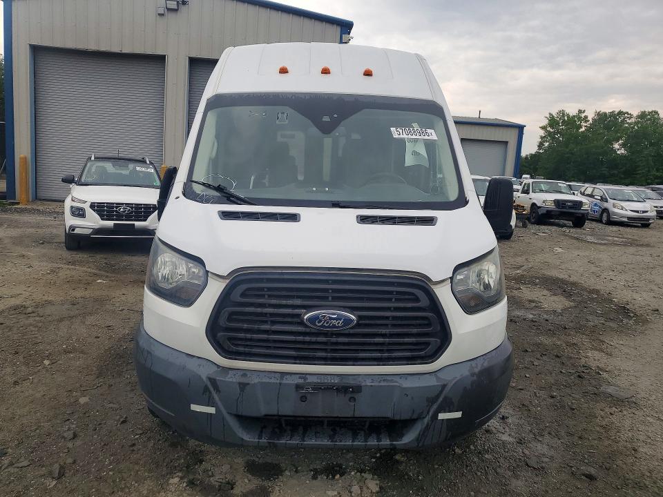 57088986 :رقم المزاد ، 1FTBW2XM2HKB43365 vin ، 2017 Ford Transit مزاد بيع