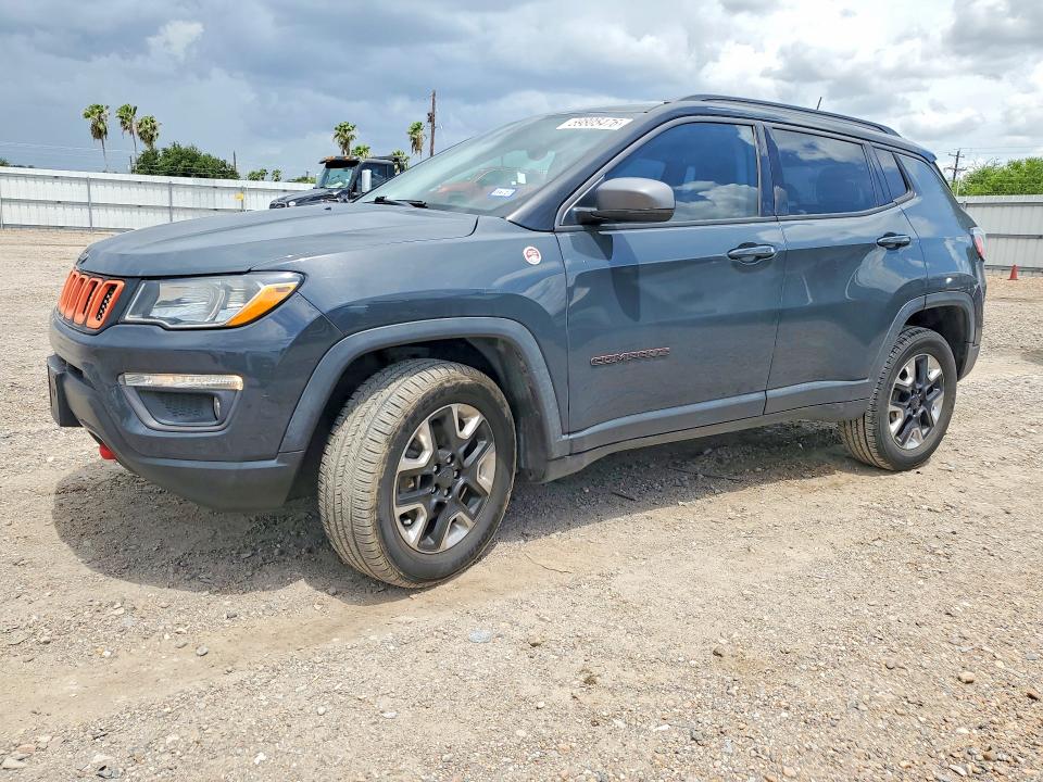 59805476 :رقم المزاد ، 3C4NJDDB0JT168649 vin ، 2018 Jeep Compass مزاد بيع
