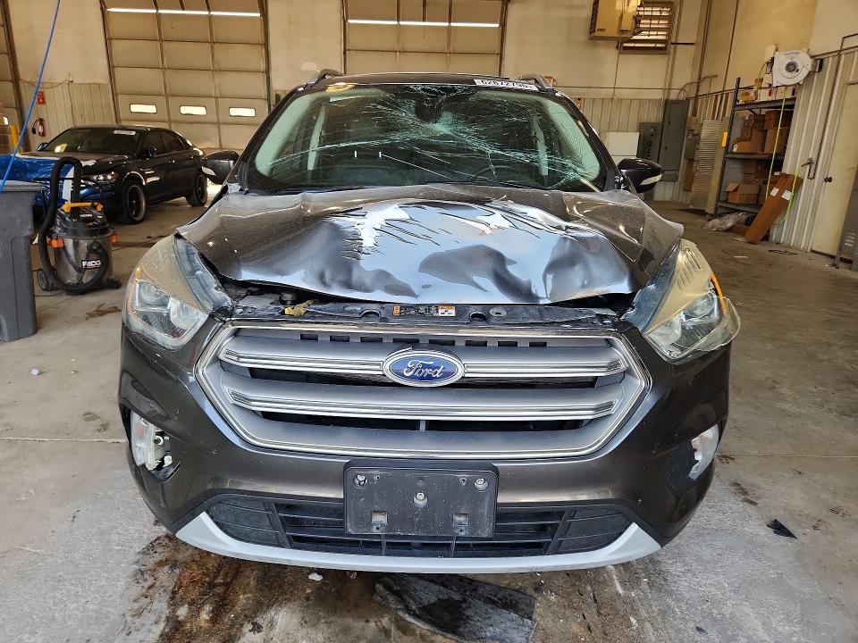 Aukcja sprzedaży 2017 Ford Escape, vin: 1FMCU0J97HUC13705, numer aukcji: 62872796