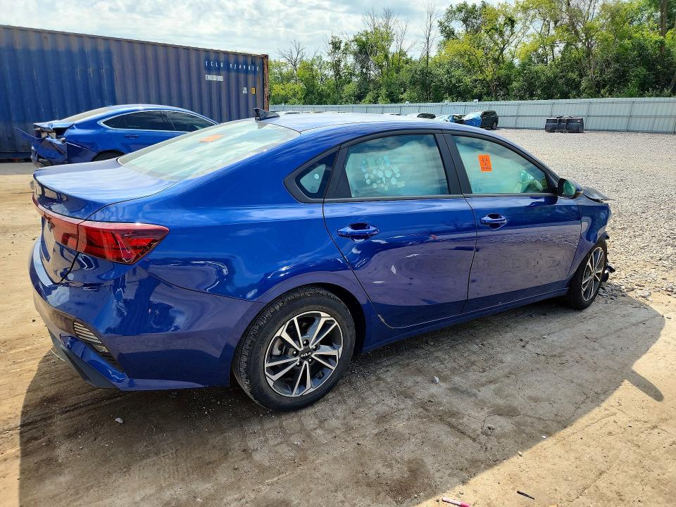 60061456 :رقم المزاد ، 3KPF24AD2RE736813 vin ، 2024 Kia Forte مزاد بيع