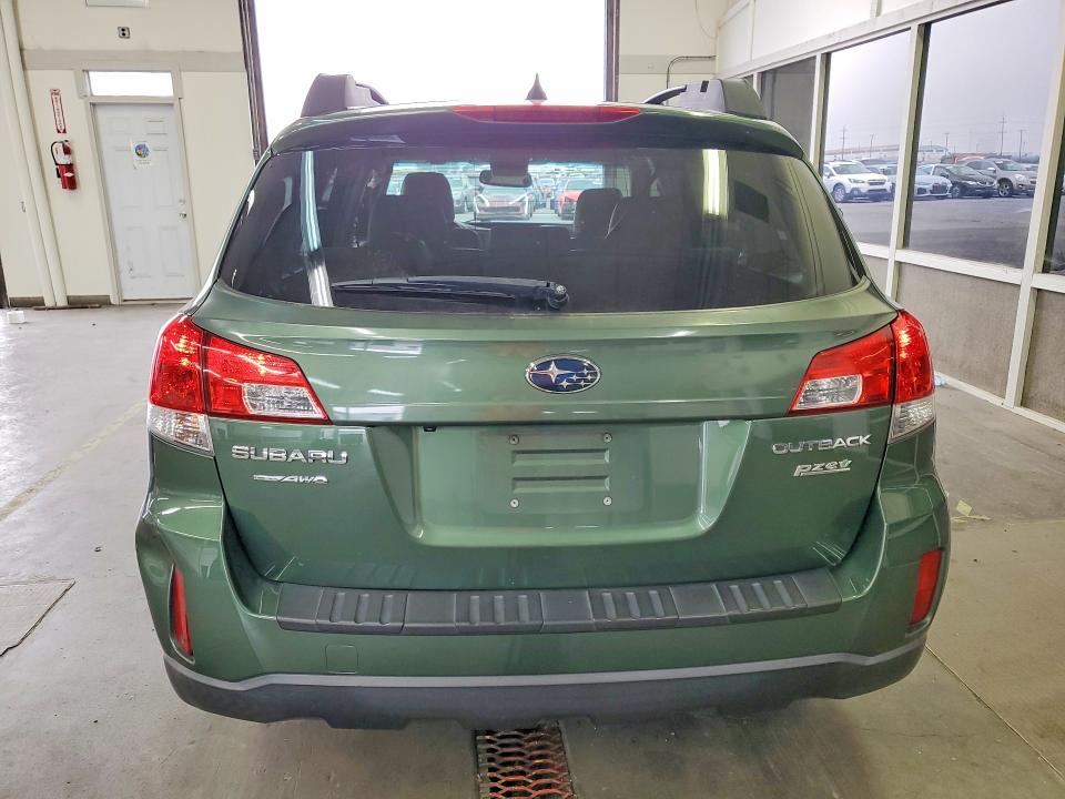 2013 Subaru Outback მანქანა იყიდება აუქციონზე, vin: 4S4BRBKC0D3208140, აუქციონის ნომერი: 61965936