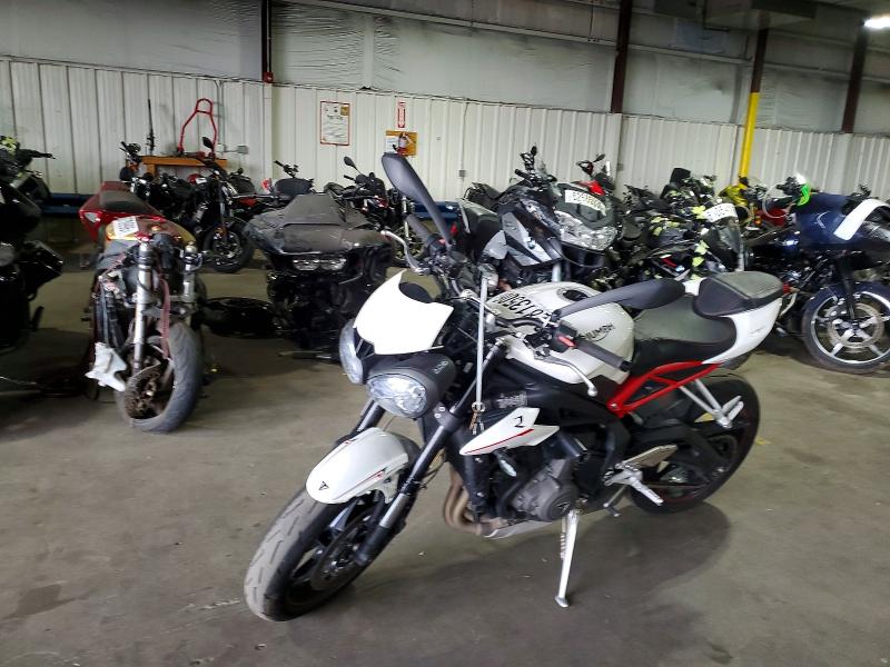 Продаж на аукціоні авто 2018 Triumph Motorcycle Street Triple, vin: SMTA414D3JT834907, номер лоту: 62813506