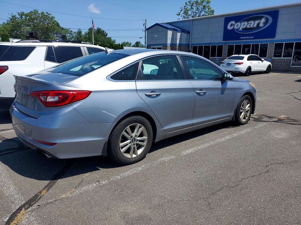 2015 Hyundai Sonata მანქანა იყიდება აუქციონზე, vin: 5NPE24AF5FH235189, აუქციონის ნომერი: 61595236
