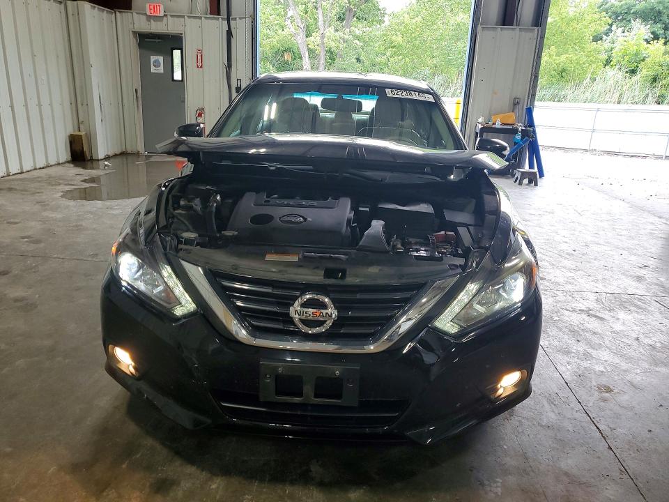 2017 Nissan Altima მანქანა იყიდება აუქციონზე, vin: 1N4BL3AP2HC280498, აუქციონის ნომერი: 62238146