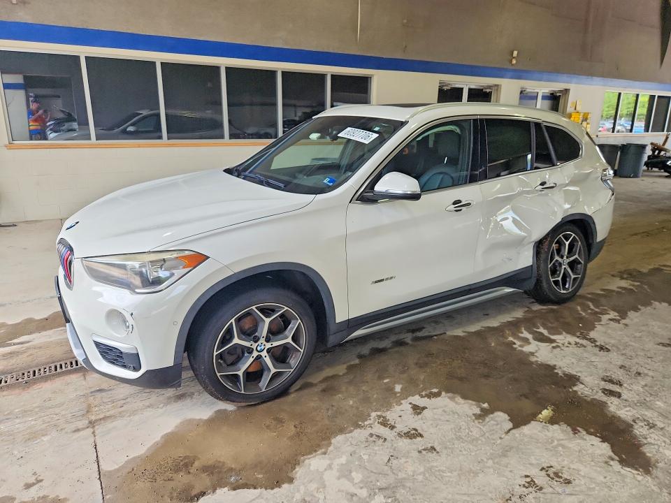Продажа на аукционе авто 2017 Bmw X1, vin: WBXHT3C32H5F80695, номер лота: 60927706