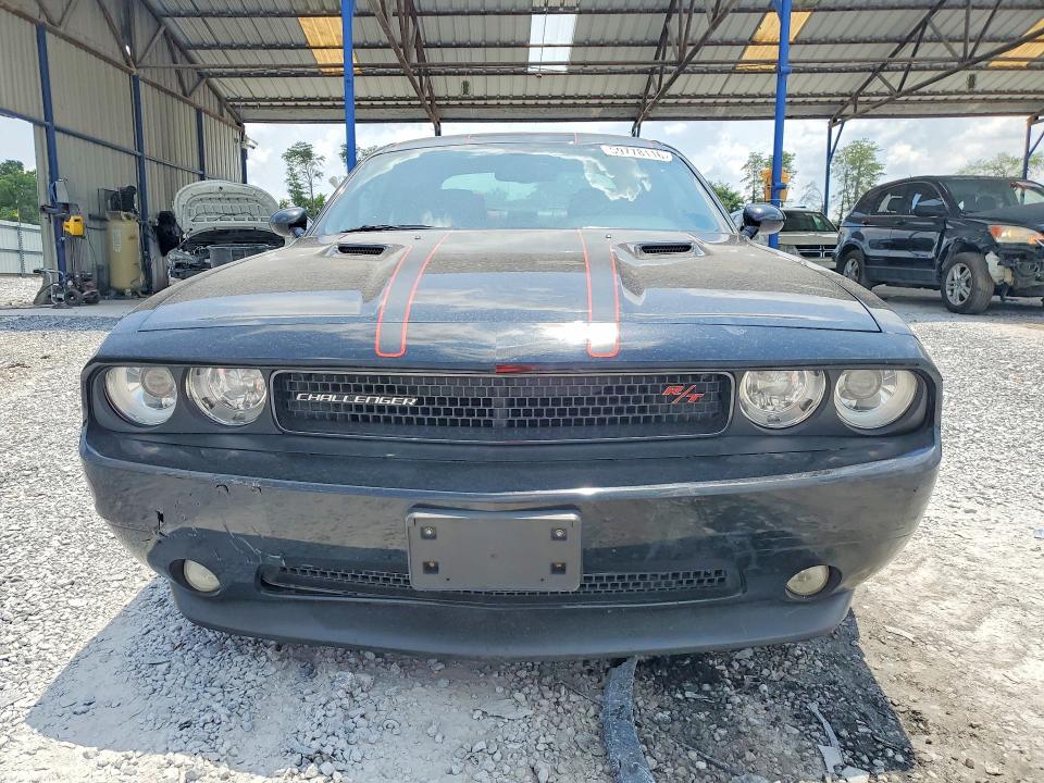 59778116 :رقم المزاد ، 2C3CDYBT5DH674366 vin ، 2013 Dodge Challenger مزاد بيع