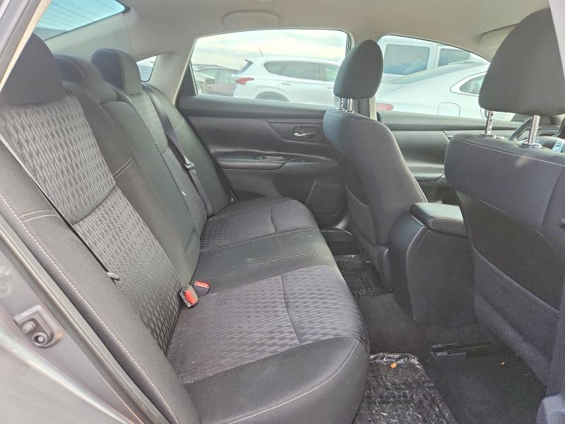 2018 Nissan Altima მანქანა იყიდება აუქციონზე, vin: 1N4AL3AP9JC479002, აუქციონის ნომერი: 74513205