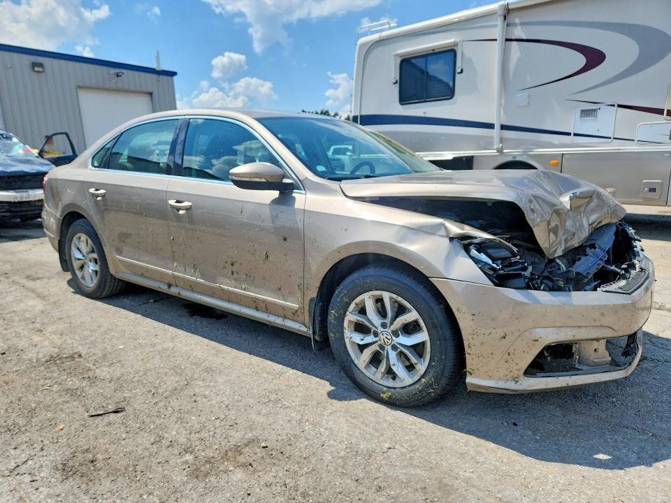 Продажа на аукционе авто 2016 Volkswagen Passat, vin: 1VWAS7A31GC023244, номер лота: 60017806