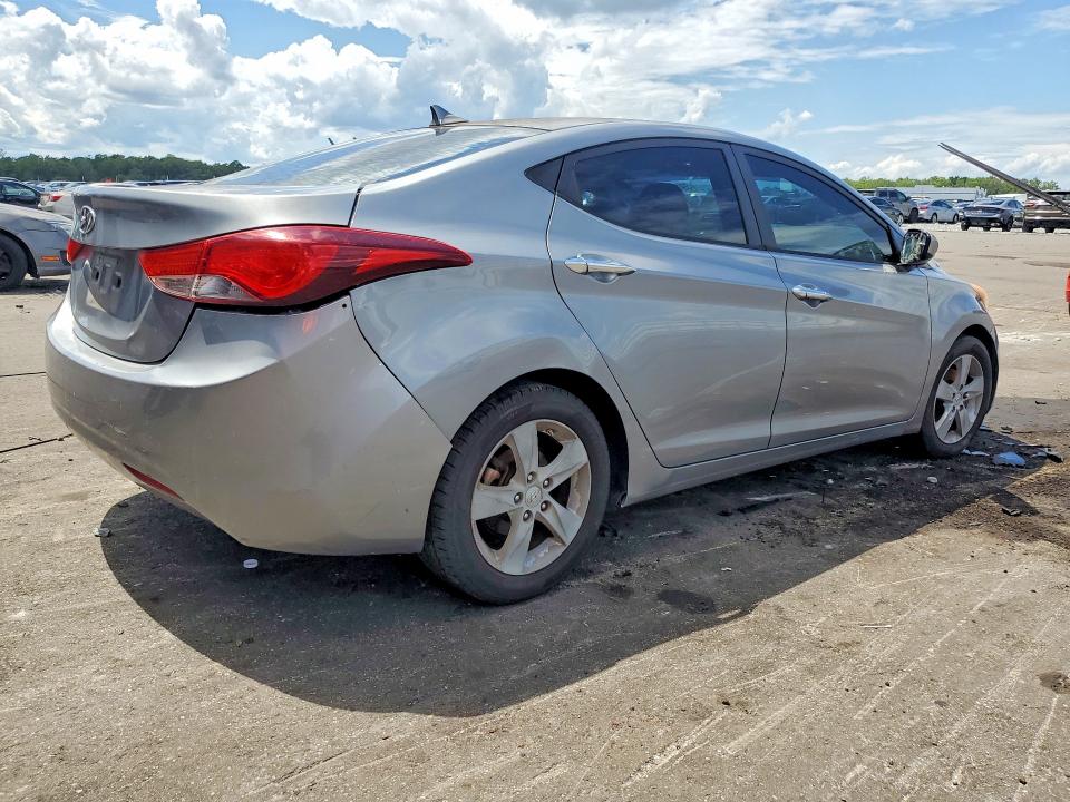 Продажа на аукционе авто 2013 Hyundai Elantra, vin: KMHDH4AE5DU723669, номер лота: 59744606