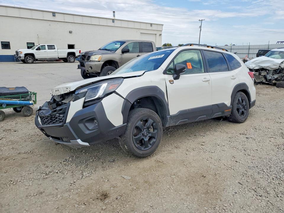 61757876 :رقم المزاد ، JF2SKALC5NH403576 vin ، 2022 Subaru Forester مزاد بيع
