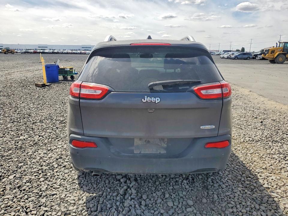 60069566 :رقم المزاد ، 1C4PJLCB6GW297616 vin ، 2016 Jeep Cherokee مزاد بيع