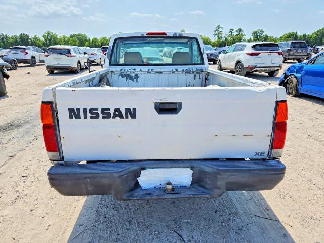61987806 :رقم المزاد ، 1N6SD11S2TC382115 vin ، 1996 Nissan Truck مزاد بيع