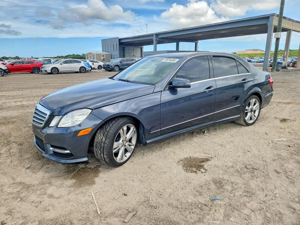 59534696 :رقم المزاد ، WDDHF5KB7DA666520 vin ، 2013 Mercedes-benz E مزاد بيع