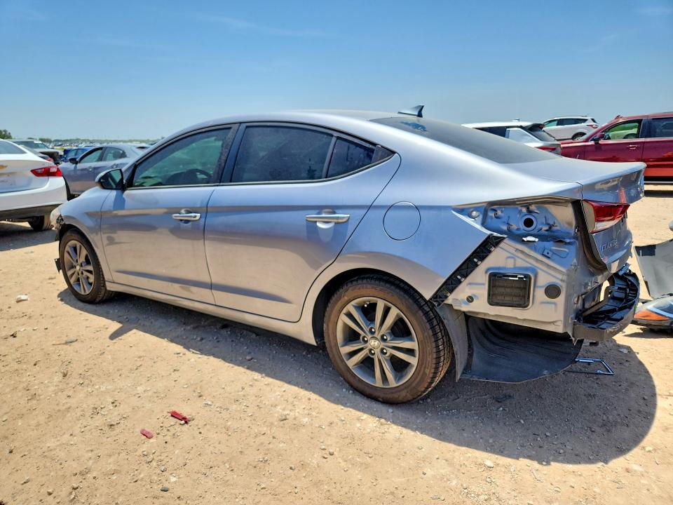 62030796 :رقم المزاد ، 5NPD84LF0HH010429 vin ، 2017 Hyundai Elantra مزاد بيع