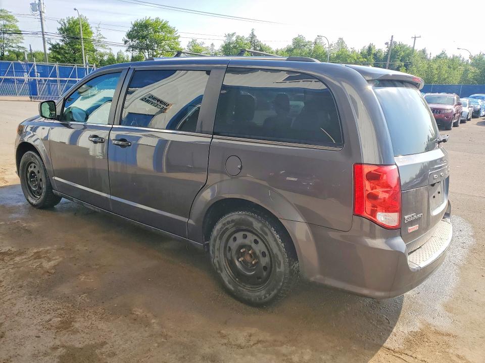 61935726 :رقم المزاد ، 2C4RDGDG1JR323685 vin ، 2018 Dodge Grand Caravan مزاد بيع
