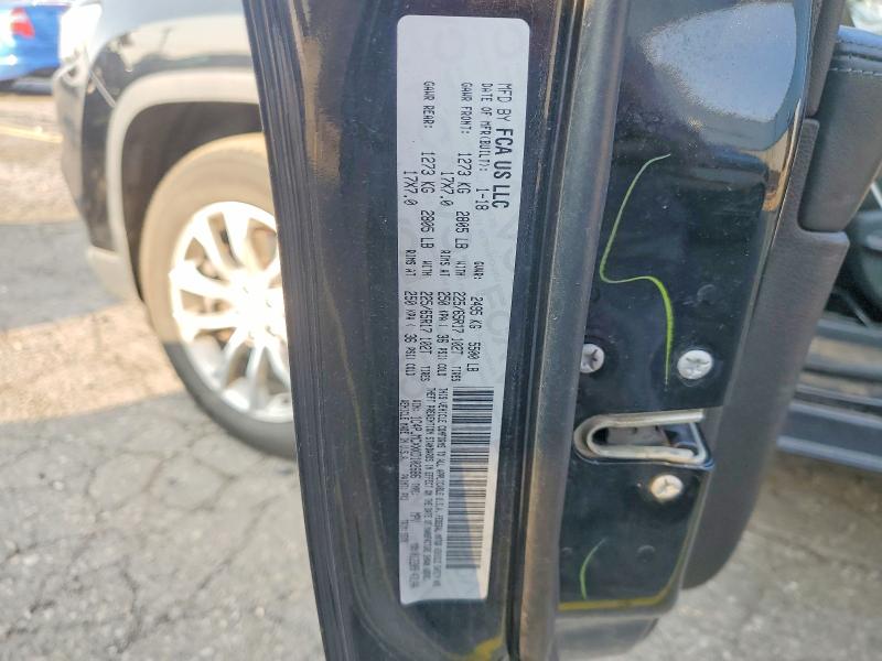 61370406 :رقم المزاد ، 1C4PJMCXXKD102686 vin ، 2019 Jeep Cherokee مزاد بيع
