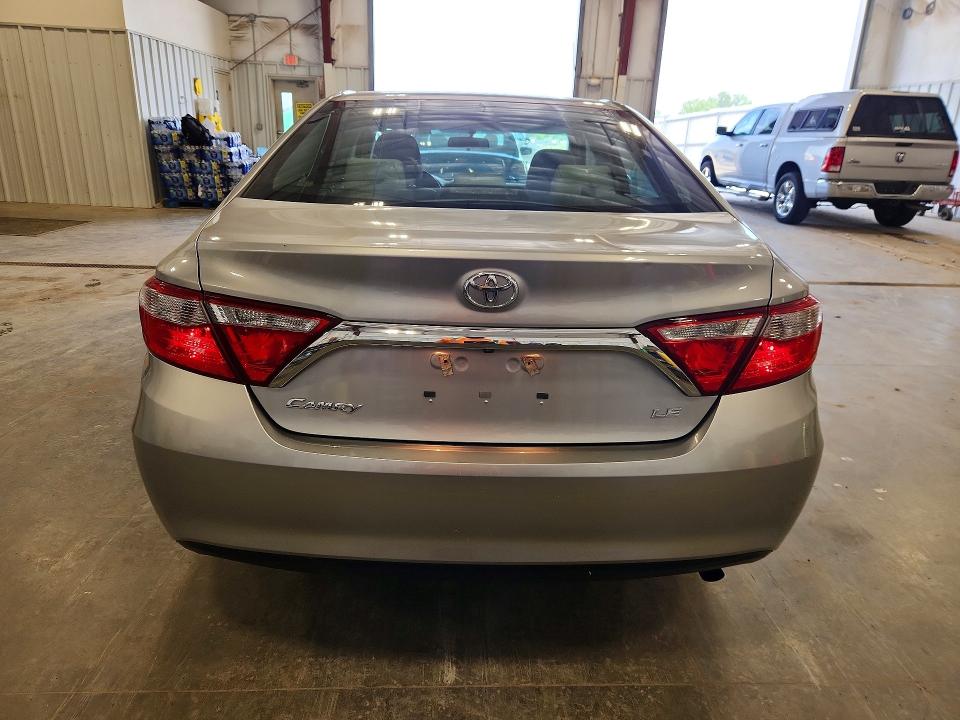 2017 Toyota Camry მანქანა იყიდება აუქციონზე, vin: 4T1BF1FK8HU723892, აუქციონის ნომერი: 59699386