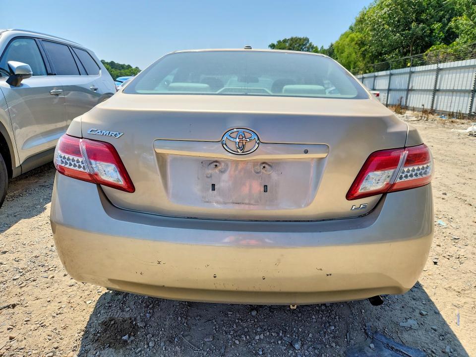 2010 Toyota Camry მანქანა იყიდება აუქციონზე, vin: 4T1BF3EK9AU016335, აუქციონის ნომერი: 59324286