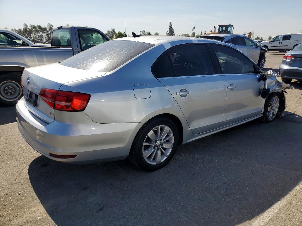 62468336 :رقم المزاد ، 3VWD17AJ1FM238487 vin ، 2015 Volkswagen Jetta مزاد بيع