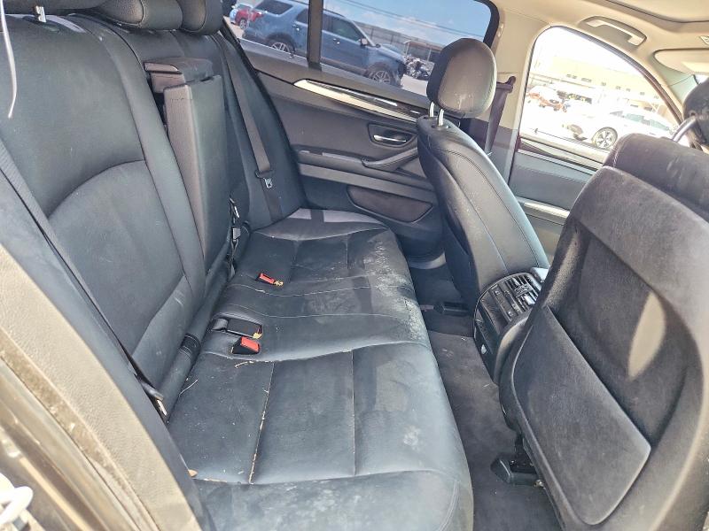 60213236 :رقم المزاد ، WBA5A7C58FD626803 vin ، 2015 Bmw 528 مزاد بيع