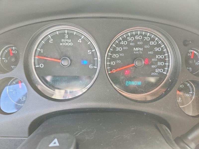 61031926 :رقم المزاد ، 1GNSCHE05ER155998 vin ، 2014 Chevrolet Suburban مزاد بيع
