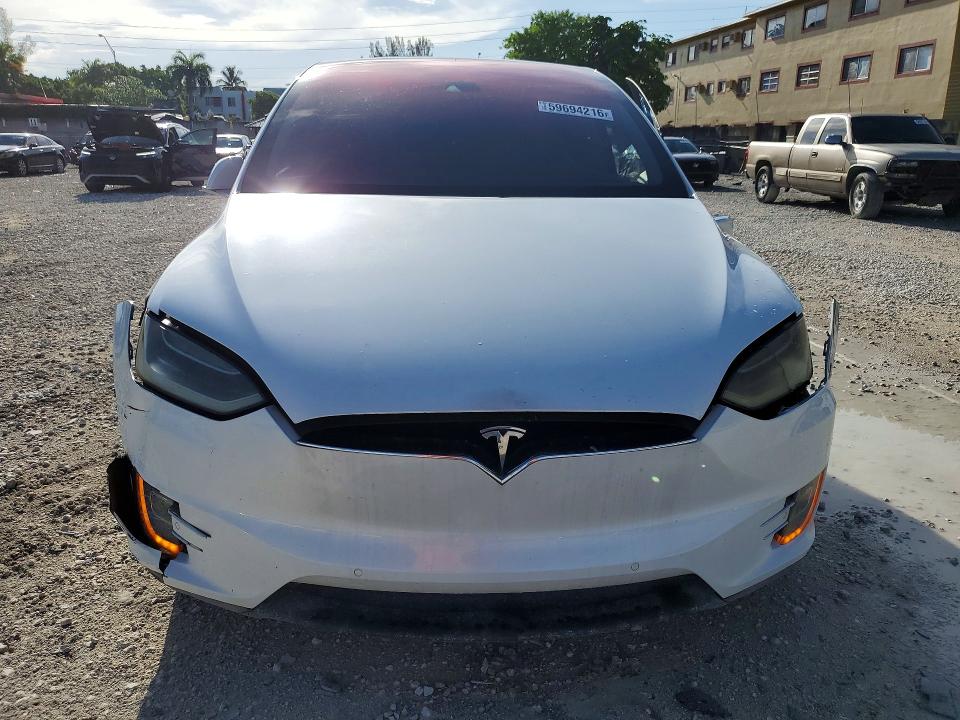 2016 Tesla Model X მანქანა იყიდება აუქციონზე, vin: 5YJXCBE48GFS00908, აუქციონის ნომერი: 59694216