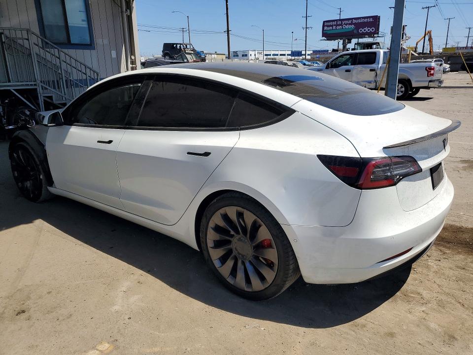 62526856 :رقم المزاد ، 5YJ3E1EC5NF209069 vin ، 2022 Tesla Model 3 مزاد بيع