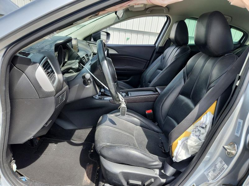 Продажа на аукционе авто 2018 Mazda 3, vin: 3MZBN1V30JM206045, номер лота: 61981186
