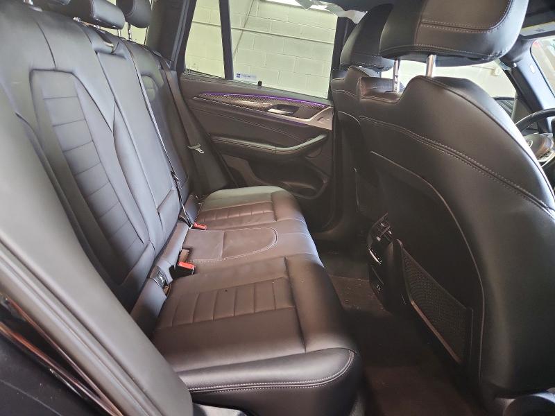 85617425 :رقم المزاد ، 5UXTY9C09M9G18457 vin ، 2021 Bmw X3 مزاد بيع
