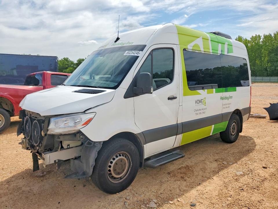 60254246 :رقم المزاد ، WDZPF0CD8KP109358 vin ، 2019 Mercedes-benz Sprinter مزاد بيع