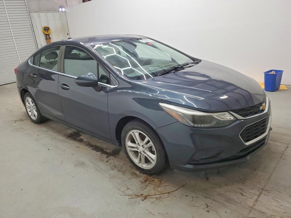 2017 Chevrolet Cruze მანქანა იყიდება აუქციონზე, vin: 1G1BE5SM1H7207354, აუქციონის ნომერი: 58619706