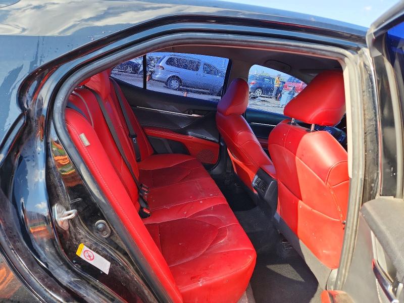 Продажа на аукционе авто 2018 Toyota Camry, vin: 4T1B61HK7JU013563, номер лота: 60638386